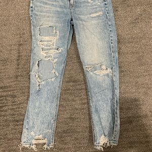 American Eagle High Waisted Mom jeans